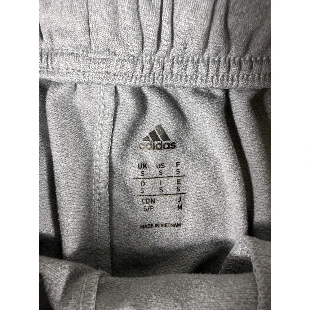 Pantalón Adidas Hombre Talla S‎ Gris Deportivo Con Logo Baloncesto Track Pants